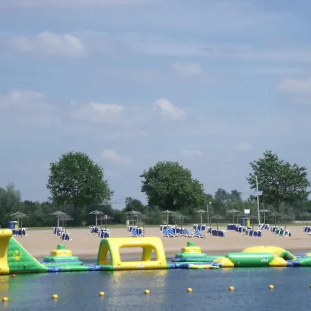 Knusperhaus アパート クサンテン